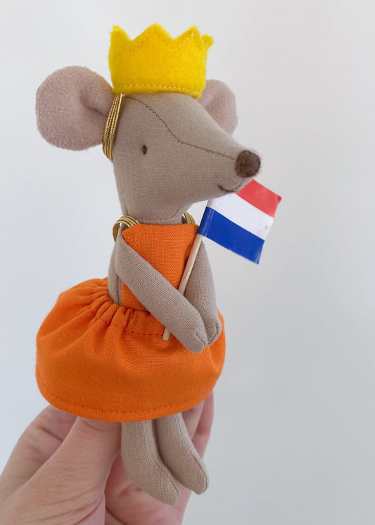 Maileg mouse Dutch King's Day dress