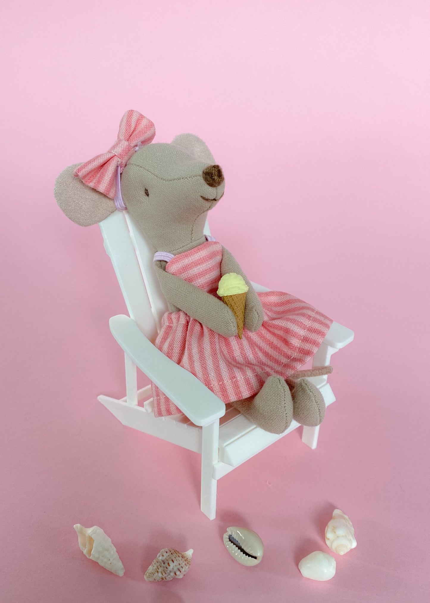 Miniature garden chair