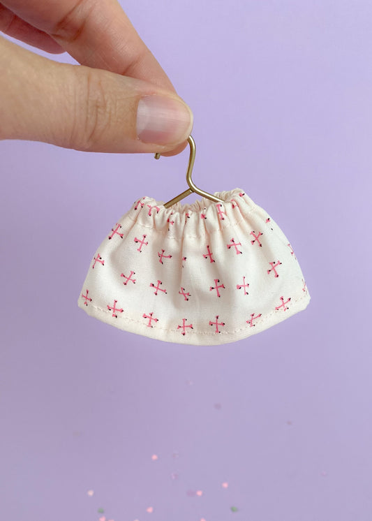 Maileg mouse white dress with pink bones