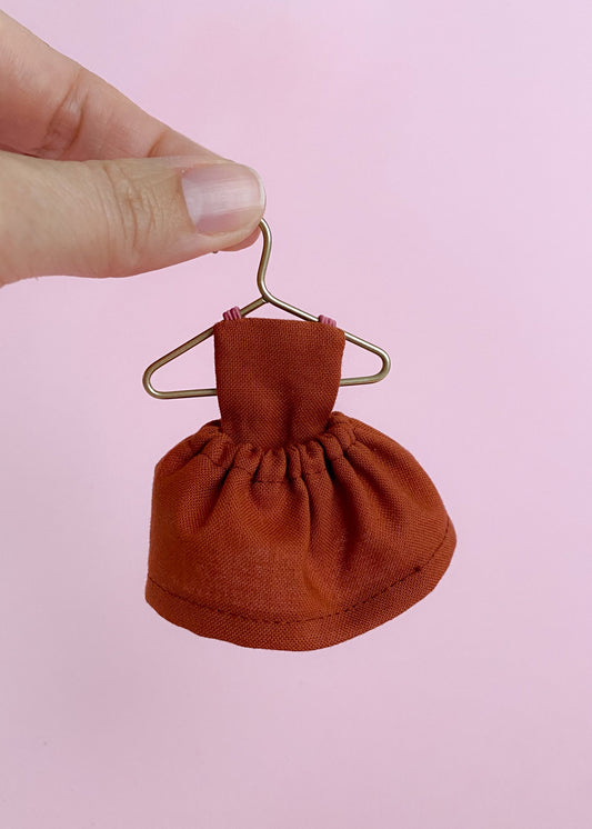 Jurkje roest kleur voor Maileg muis