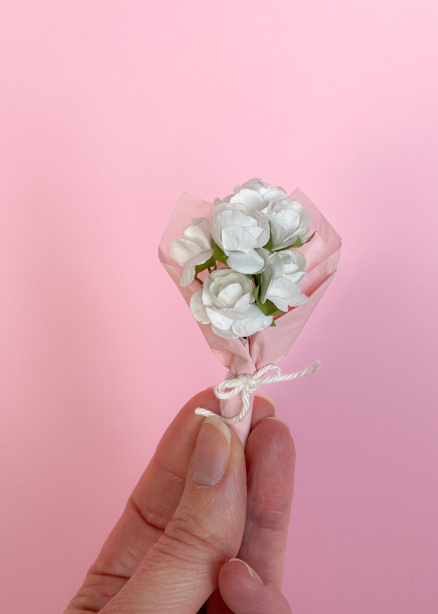 Bouquet of flowers miniature