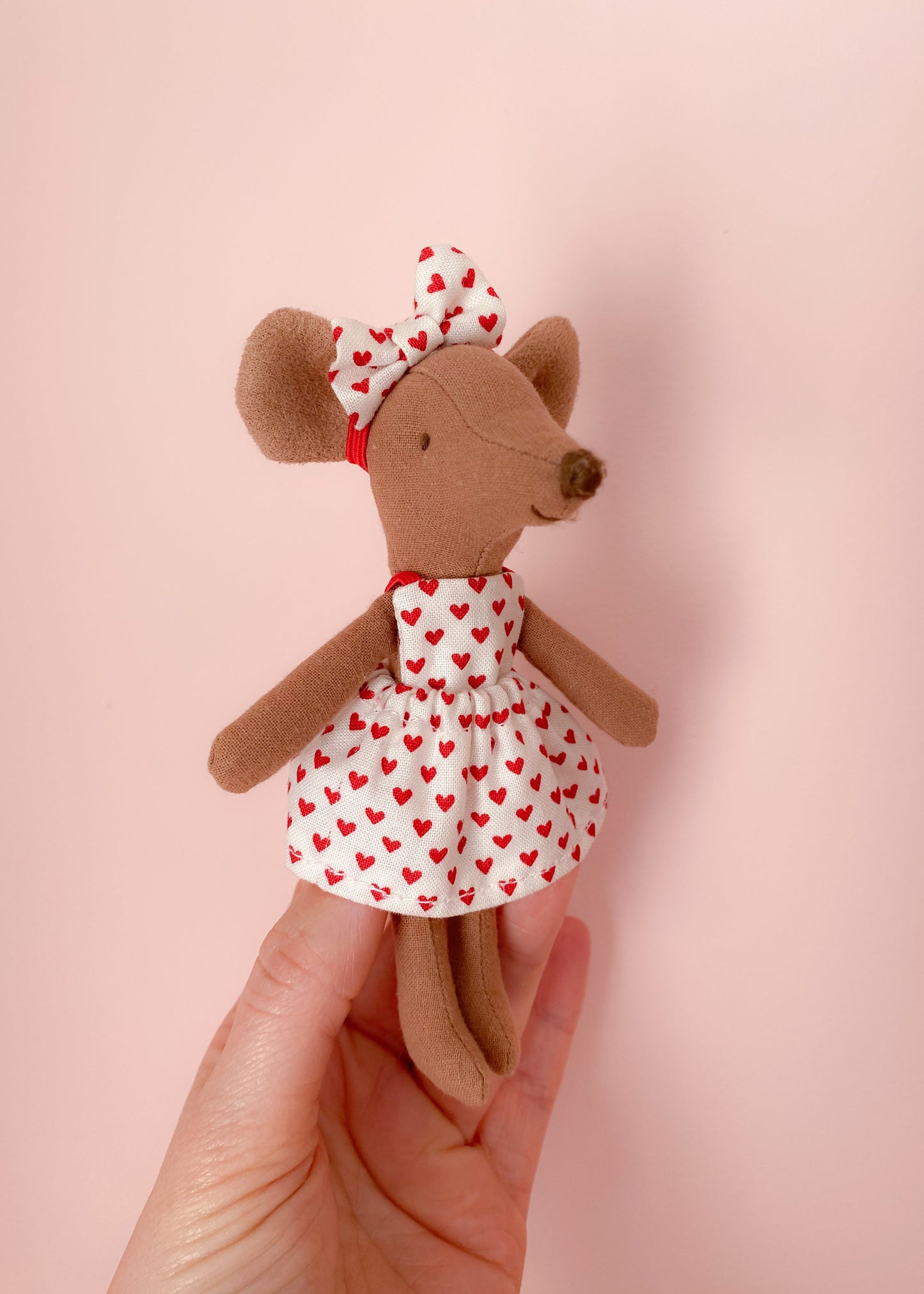 Valentine’s dress cream with red hearts for Maileg mouse