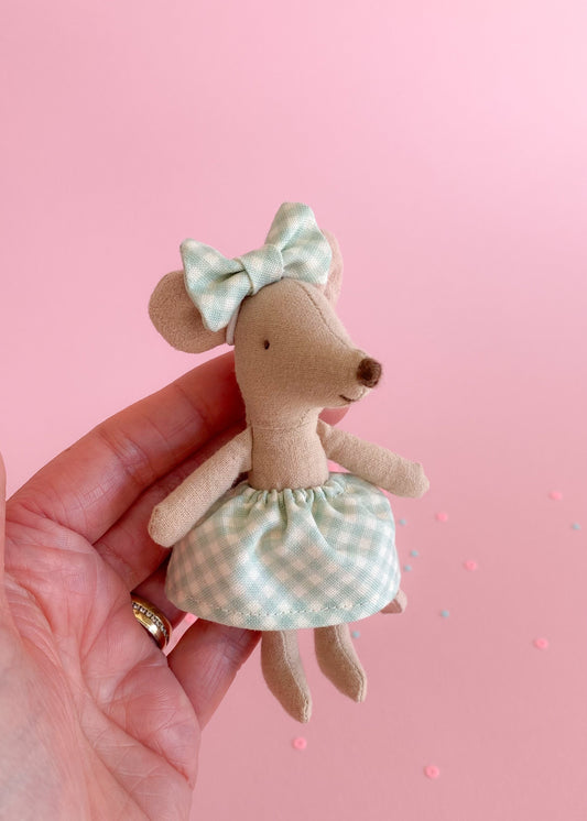 Skirt mint green gingham for Maileg mouse