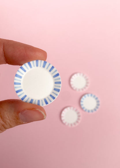 Miniature plates stripe