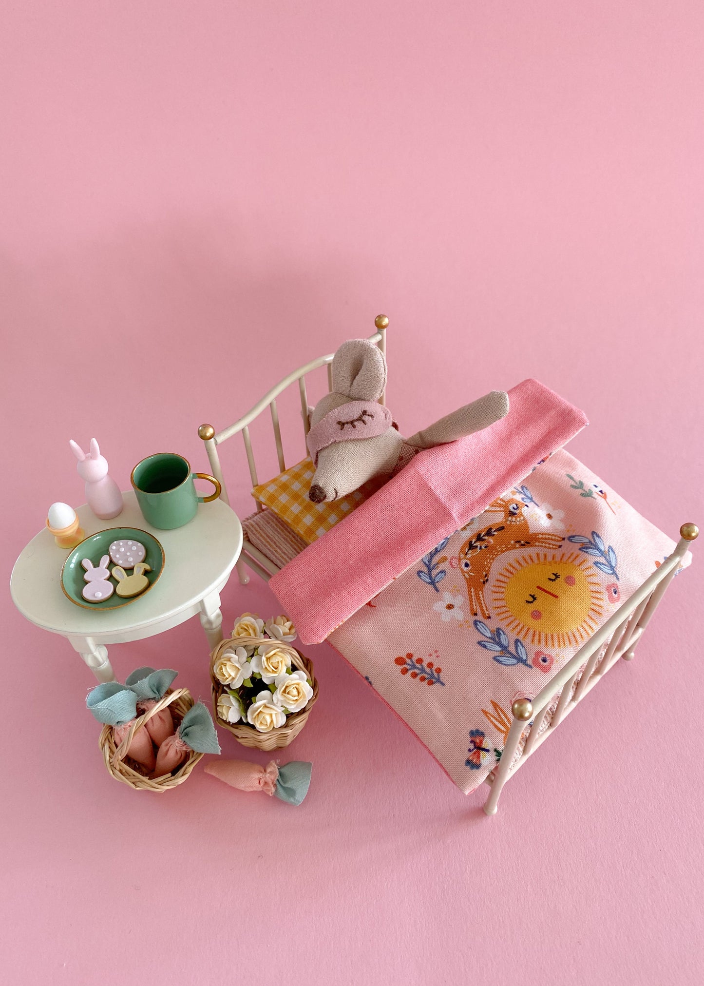 Dollhouse bedding set with bunny and sun print