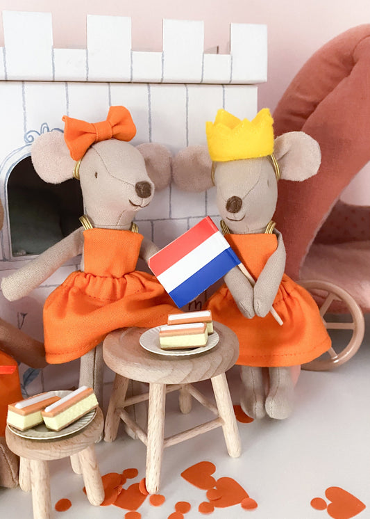 Miniatuur tompoucen oranje