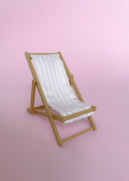 Miniature deck chair