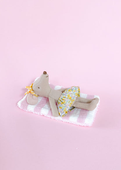 Miniature beach towel for Maileg mouse
