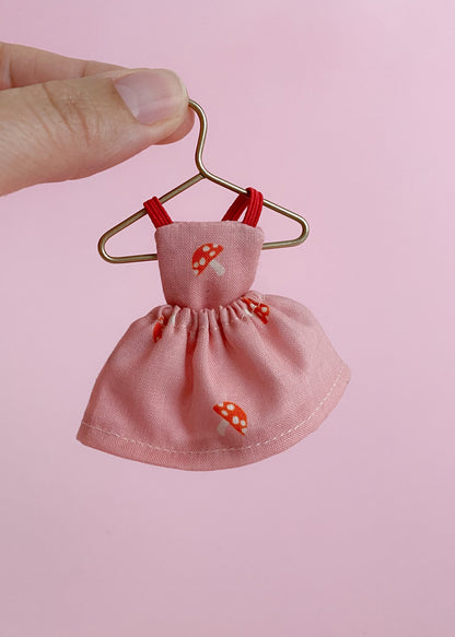 Jurkje voor maileg muis roze met paddenstoelen print