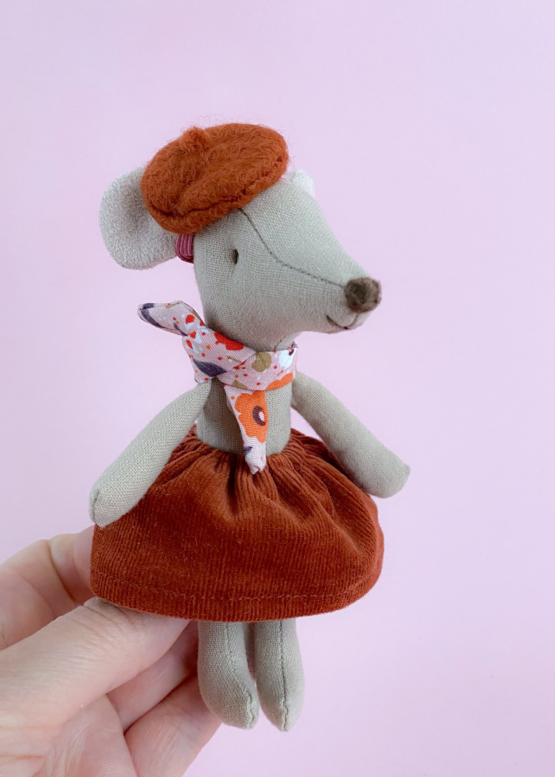 corduroy rokje met Barret voor Maileg muis