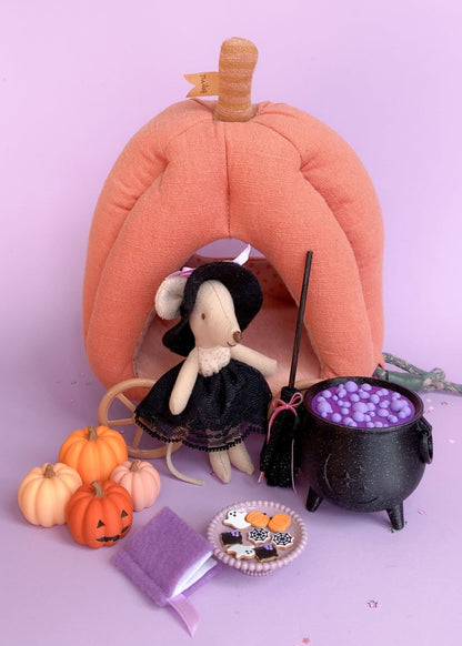 Maileg mouse Halloween outfit