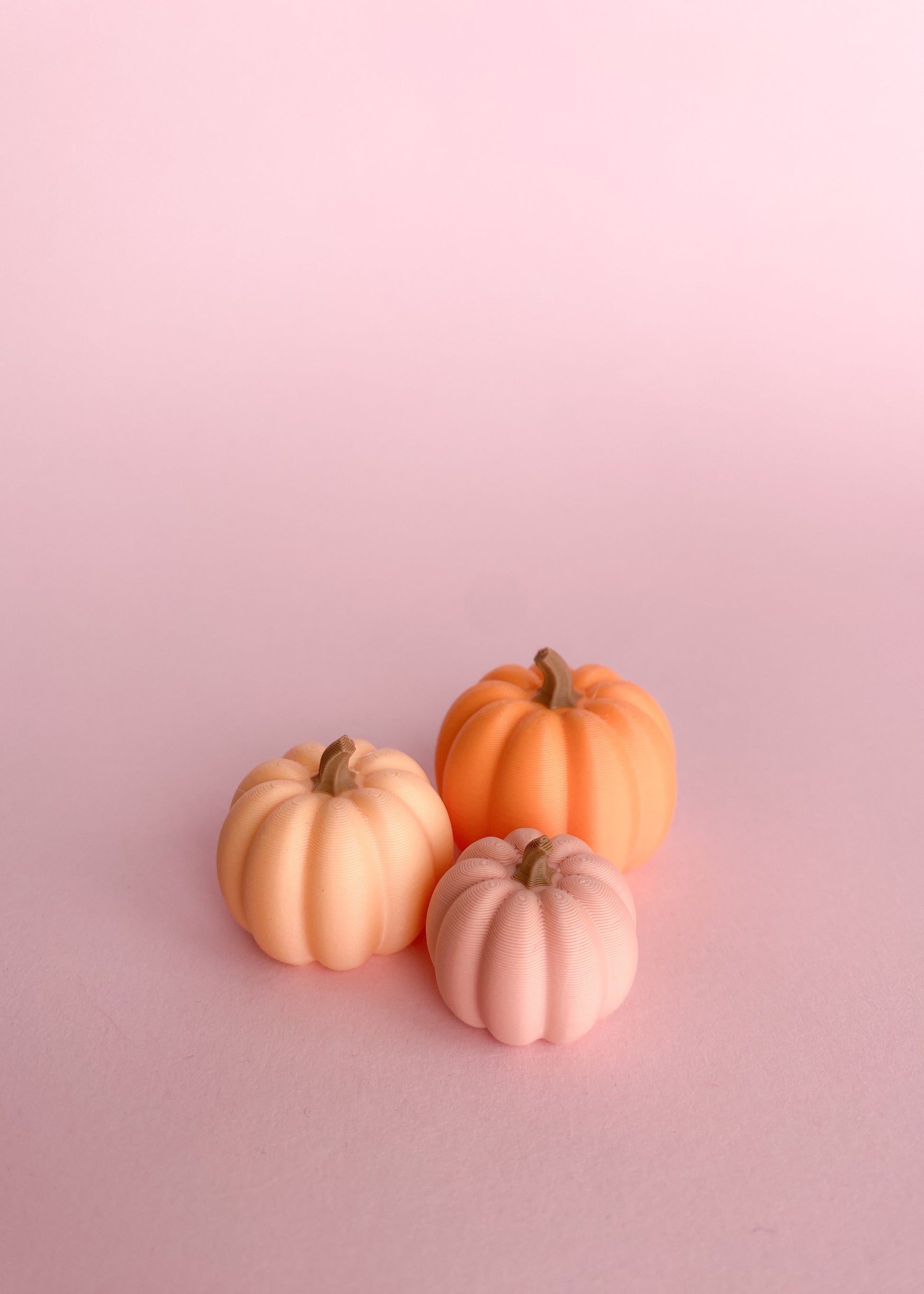 Miniatuur pompoenen oranje, licht oranje, roze