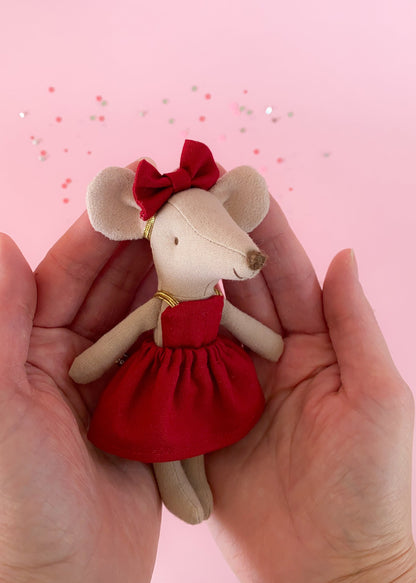 Dress red for Maileg mouse