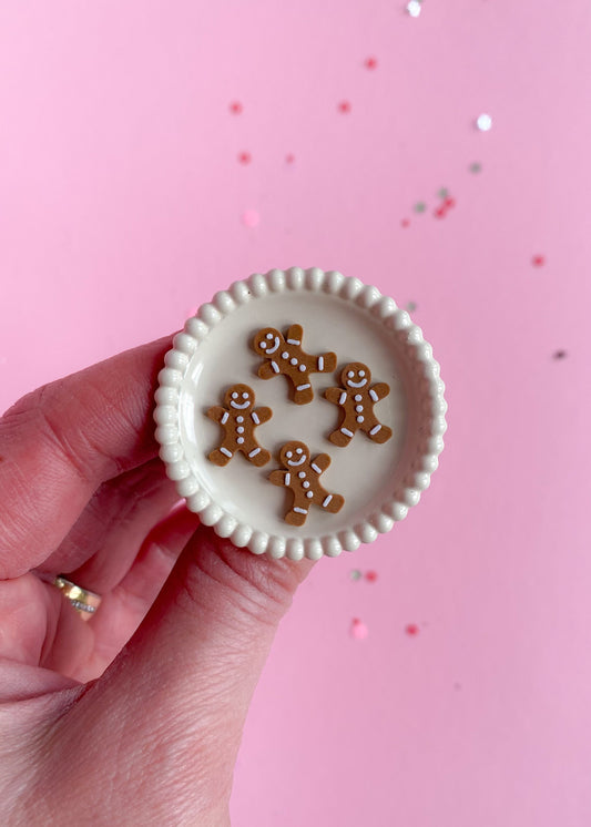 Gingerbread man cookies miniatures
