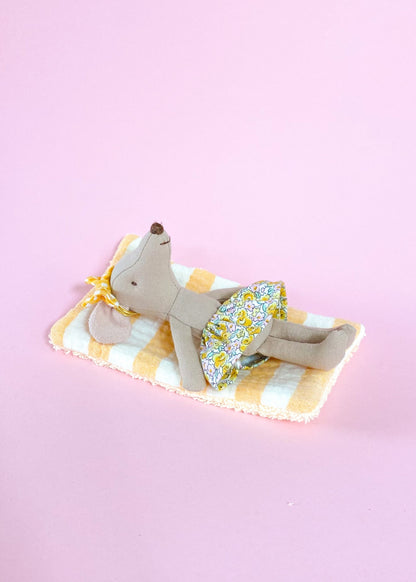 Miniature beach towel for Maileg mouse
